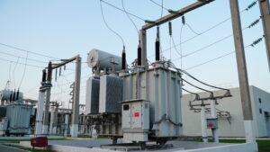 transformadores eléctricos de potencia trifásicos